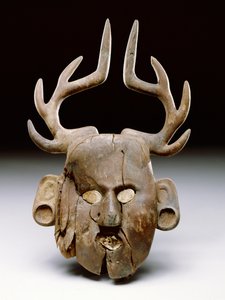 Máscara com chifres, 1400-1600 (madeira e osso)